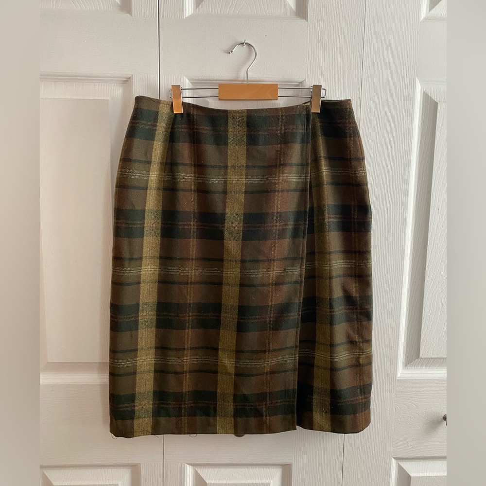 Vintage wool plaid wrap skirt